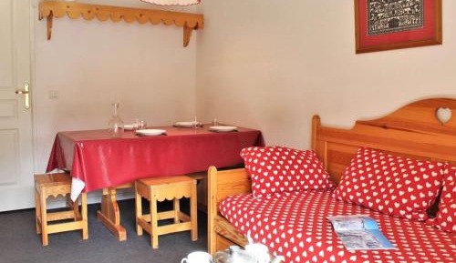 Apartment (5 Adults)