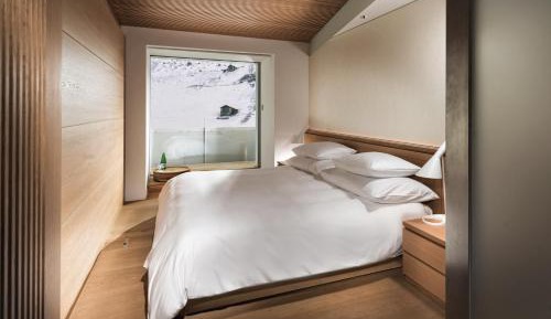 Double Room with Balcony - ANDO
