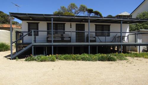 Three-Bedroom Holiday Home 