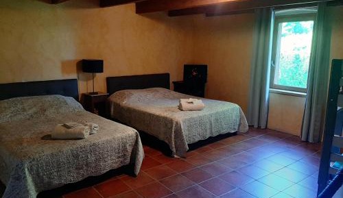 Quadruple Room with Private Bathroom