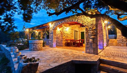 Two-Bedroom Holiday Home