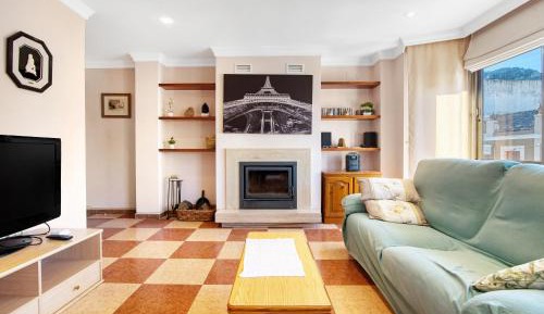 Three-Bedroom Superior Apartment