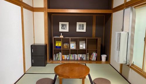 Standard Double Room with Shared Bathroom