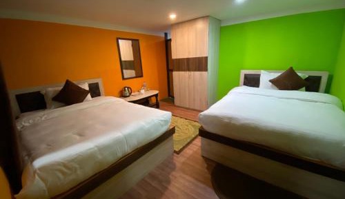 Double or Twin Room with Private Bathroom