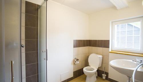 Quadruple Room with Bathroom and Toilet