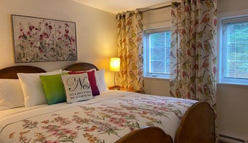 Deluxe King Suite