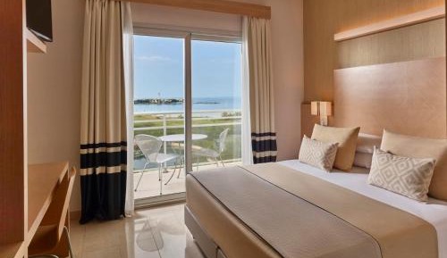 Triple Room with Sea View