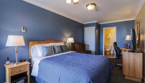 Queen Room