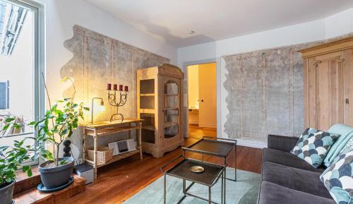 Superior One-Bedroom Apartment with Balcony