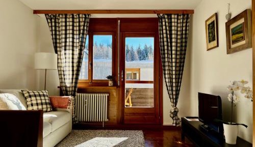 King Studio with Sofa Bed