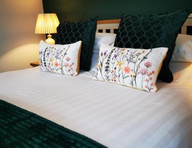 Deluxe Triple Room with Sea View