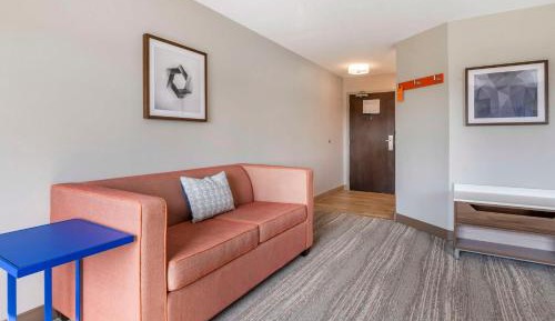 King Studio Suite