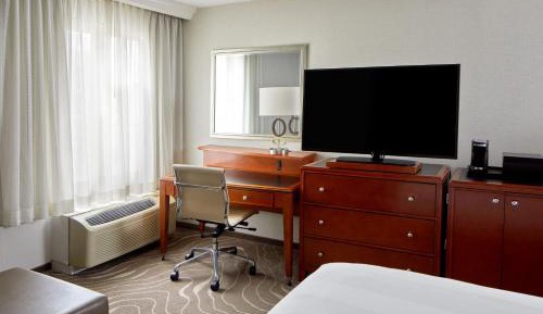 King Room with Sofa Bed