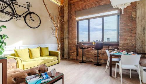 Deluxe Apartment