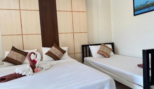 Deluxe Triple Room