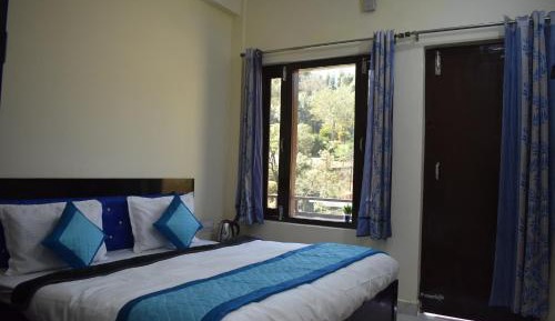Double Room with Mountain View