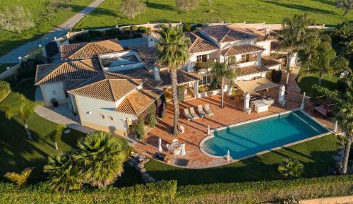 Deluxe Villa