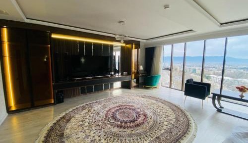 Suite with City View