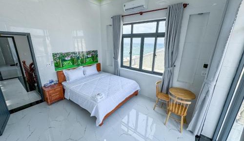 Double Room with Balcony and Sea View
