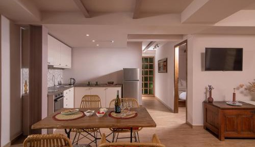 Premium Apartment with City View - Stigmes