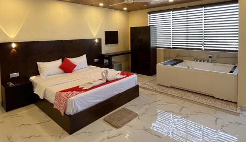 Superior King Room