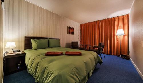 Double Room 4