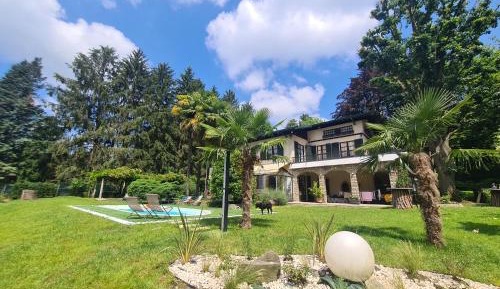 Deluxe Villa