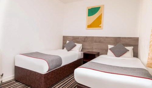 Standard Twin Room
