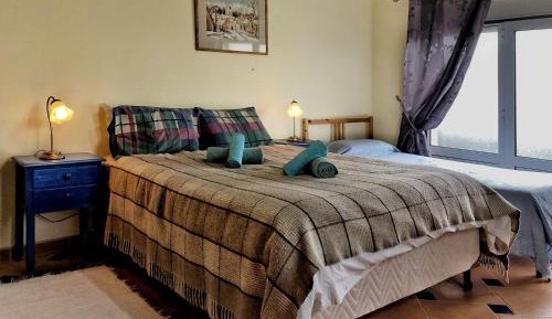 Twin Room with Private Bathroom