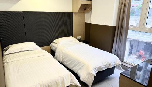 SNOOZE Deluxe Executive Twin