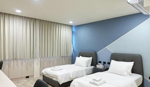 Twin Room with City View