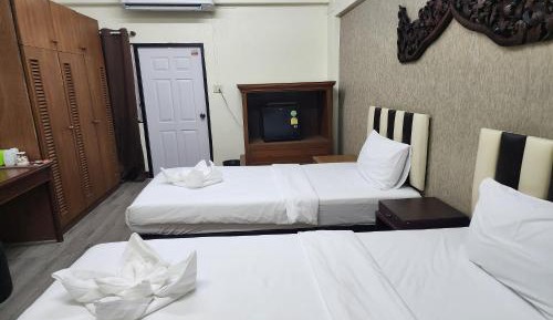 Standard Twin Room