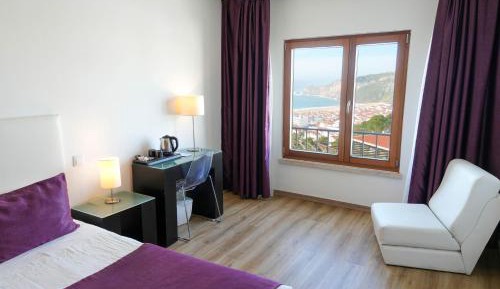 Double/Twin Room with Sea View