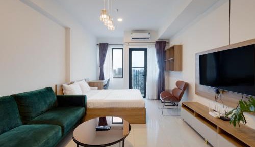 Studio Apartment with Balcony