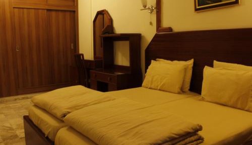 Apartment (1 Adult)