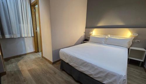 Small Double Room