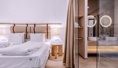 Luxury Double Room with Hot Tub