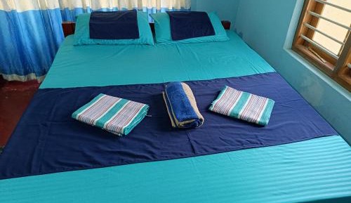 Double Room with Shared Bathroom