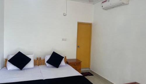 Standard Double or Twin Room with Garden View