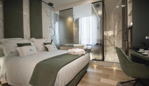 Double Room with Spa Bath
