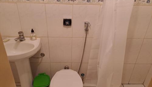 Room #200975624