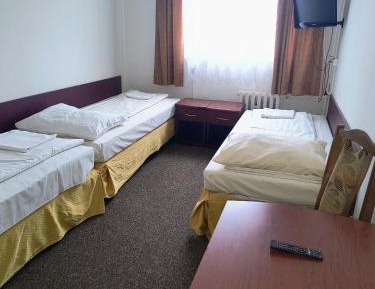 Triple Room with Private Bathroom