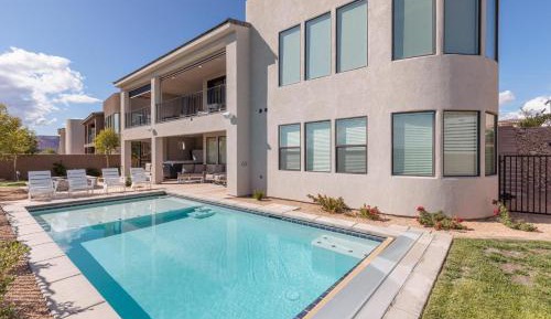 Five-Bedroom Holiday Home