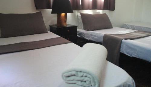 Economy Triple Room
