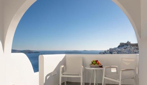 Studio Apartment with Sea View