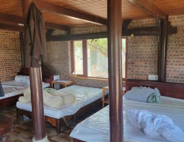 6-Bed Mixed Dormitory Room