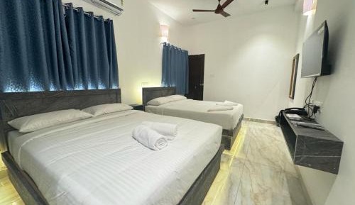Deluxe Family Suite