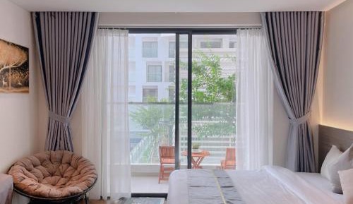 Studio with Terrace
