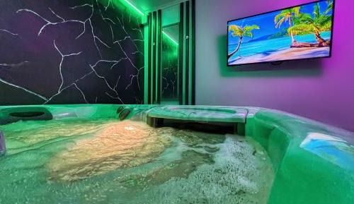 Suite with Private Pool