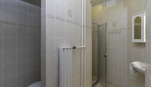 Twin Room with Bathroom